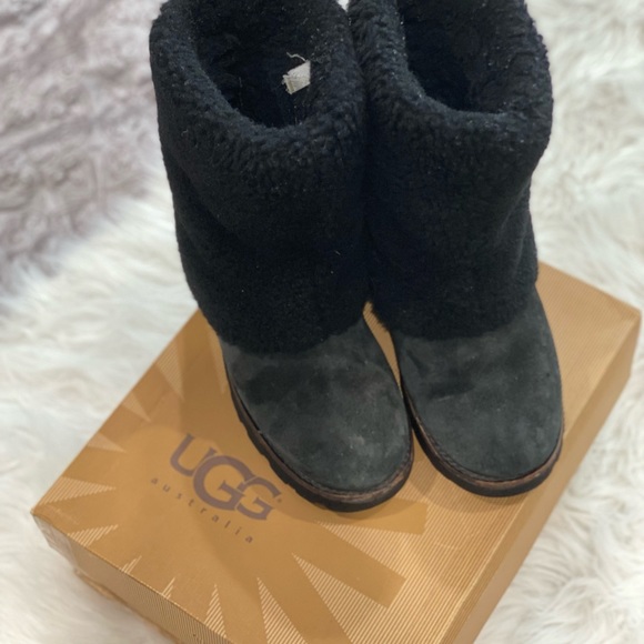 UGG Australia - Picture 10 of 11